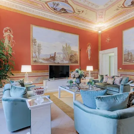 Apartment The Duchess Chambers, The Luxury Grand 3 Bedrooms Lucca
