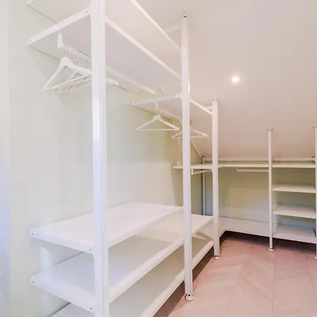 The Duchess Chambers, The Luxury Grand 3 Bedrooms Apartment Lucca