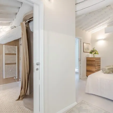 The Duchess Chambers, The Luxury Grand 3 Bedrooms Lucca
